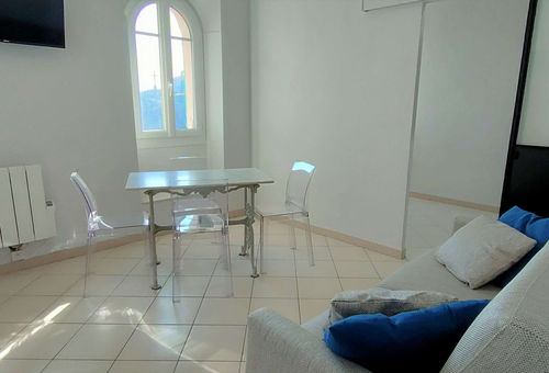 Collioure (66) - Old historic center district Studio apartment cabin-...