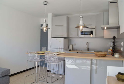 Saint Pierre la Mer (11) - Central District - Le...