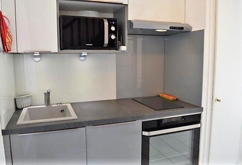 LE LAVANDOU (83) - GRAND JARDIN DISTRICT - RESIDENCE TAHITI PARC MAZET...