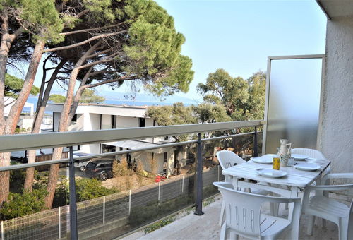 Cavalaire-sur-Mer (83) - Cavalaire Park - The Beach Residences
Studio -...