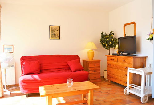 Le Lavandou (83) - Saint Clair - Les Parcs de la Fouasse Studio sleeping area...