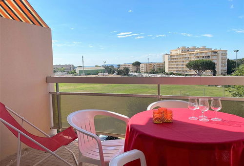 Le Lavandou (83) - Les Prés - L&#39;Alicastre 1-room apartment with sleeping...