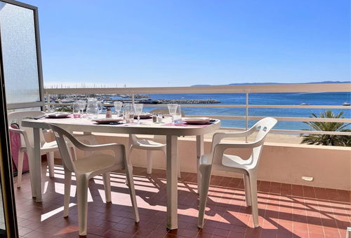 Le Lavandou (83) - City center - Le Goéland 2-room apartment - 54 m²...