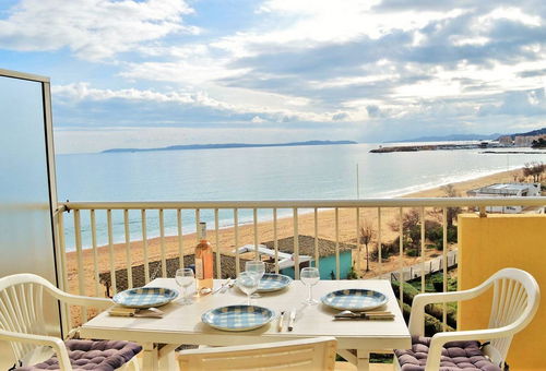 Le Lavandou (83) - Beach - Residence LAVANDOU PLAGE Apartment - 40 m² -...