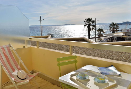 Le Lavandou (83) - La Plage district - Le Beach Residence Apartment 1...