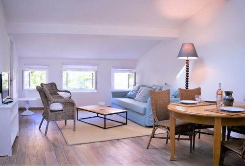 BORMES LES MIMOSAS (83) - VILLAGE - RUE CARNOT 2-room apartment IN...