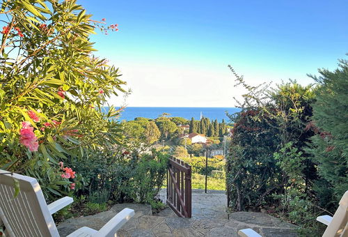 Le Lavandou (83) - Saint Clair - Les Coteaux de St Clair 1 room apartment...