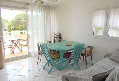 Port Camargue (30)-Plage Nord- Résidence Le Beaulieu Apartment three...