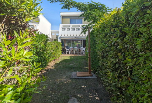 LA GRANDE MOTTE (34) - Les portes du Couchant district - 3-room apartment...