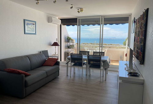 Port Camargue (30) - North Beach - Le Flamant Residence Three-room apartment...