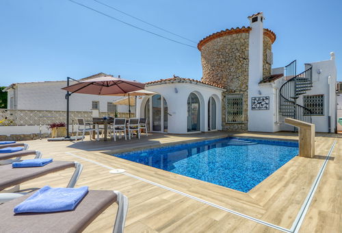 Villa 4 bedroom Empuriabrava