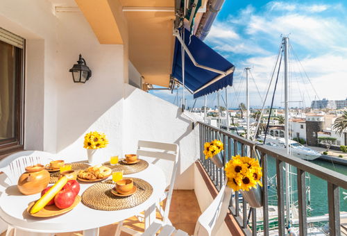 Apartment 2 bedroom Empuriabrava