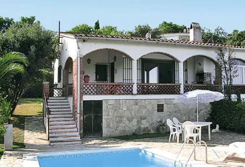 Villa 2 bedroom Wayne