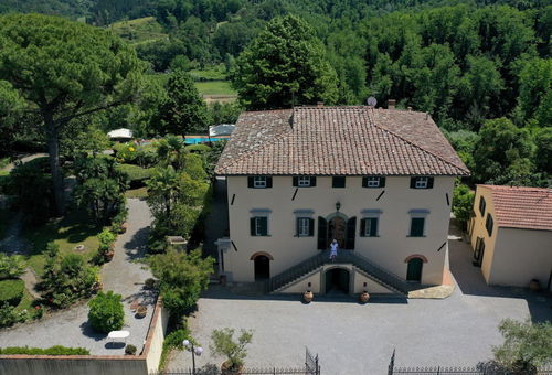 Villa 9 bedroom Crespina