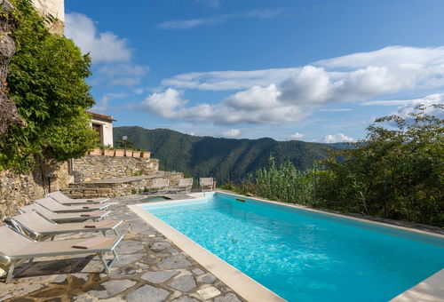 Apartment 2 bedroom Tavole