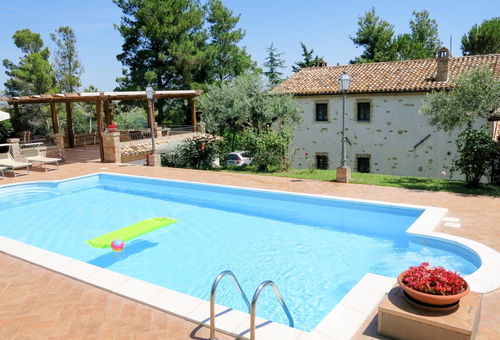 Villa 5 bedroom Penne