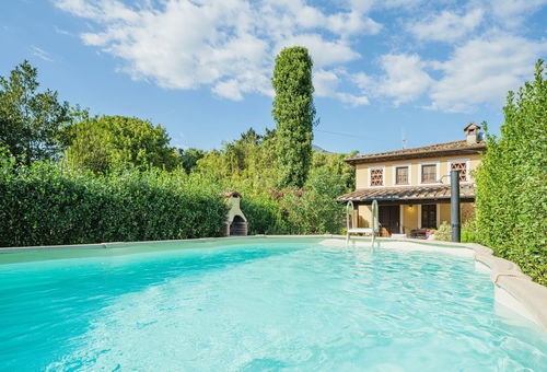 Villa 4 bedroom Camaiore