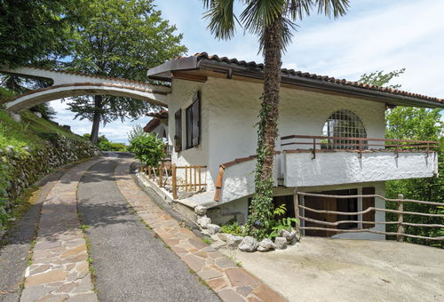 Haus 3 Zimmer Leggiuno