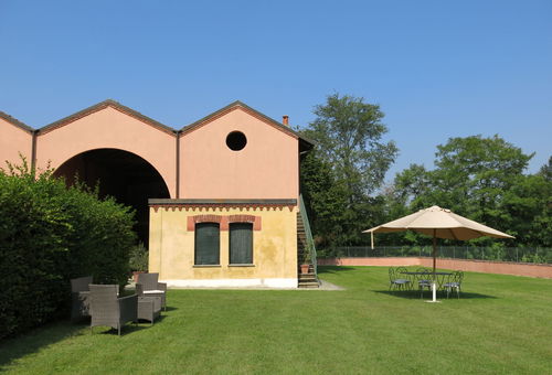 Villa 4 bedroom Asti