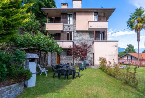 Villa 6 bedroom Gera Lario