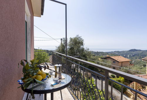 Apartment 2 bedroom Civezza