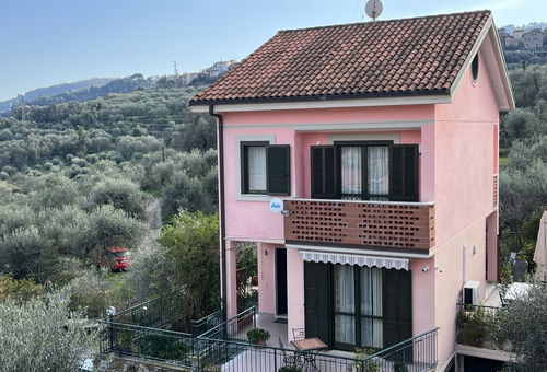 Haus 3 Zimmer Dolcedo