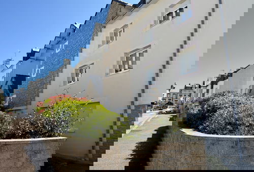 Apartment in a resort with pool close to the city center and the beach -...