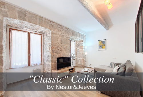 Charming, tastefully apartment. Ideally located on the prestigious Promenade...
