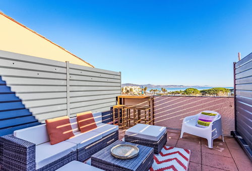 Apartment 2 bedroom Gassin