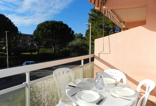 Studio with terrace 200 m from the beach - Bormes les Mimosas 