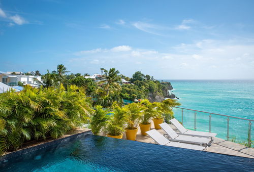 Located in the commune of Gosier - Guadeloupe