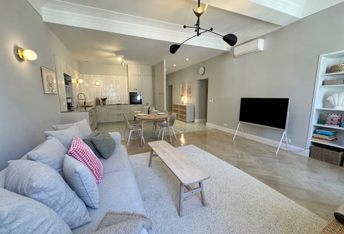 Splendid, spacious 3-bedroom flat in Vieux Nice