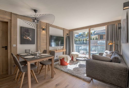 Very nice apartment, spacious and quite, ideally located in the center of the...