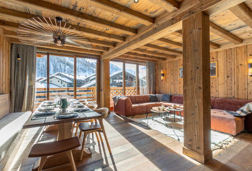 Luxurious 5-room apartment of 130 m2 spread over 2 levels that can...