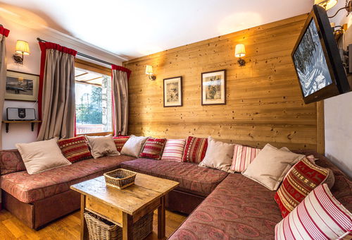 Appartement cosy avec une grande terrasse exposée Sud, idéalement situé à Val...