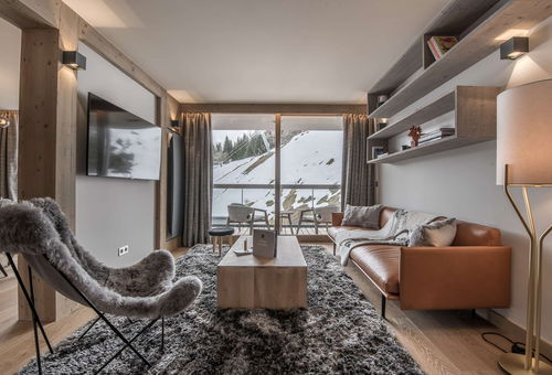Superb apartment, spacious, with the residence’s SPA, ideally located in the...