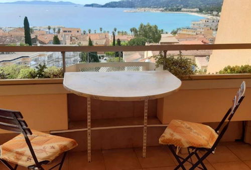 Le Lavandou (83) - Center - Le Rousset 2 Room Apartment - 40 m² -...