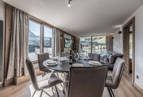 Gorgeous apartment, spacious, with sauna and hammam, ideally located in the...