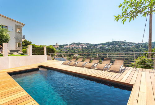 Située à la Turbie, au-dessus de Monaco.