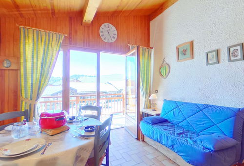 Les Saisies (73) - Breithorn
2 room apartment with sloped ceiling - approx....