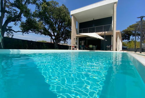 Magnifique Villa contemporaine climatisé piscine   Ref : Villa Notre Dame