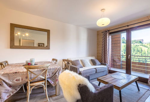 Plagne Centre - Residence Lodges 1970 - 

Charming new flat near the ski...