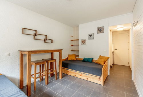 PLAGNE BELLECOTE – Residence les Glaciers I&II. Renovated studio offering all...
