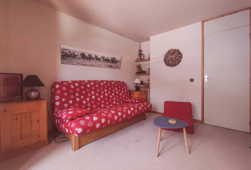 Crève-Coeur district - Residence Les Roches Blanches. Large divisible studio