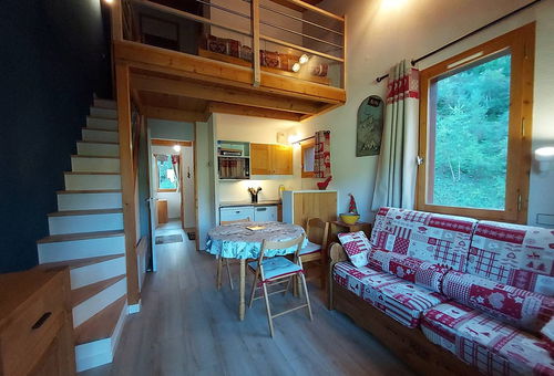 Duplex - 2 bedrooms + mezzanine - 2 bathrooms 2 toilets