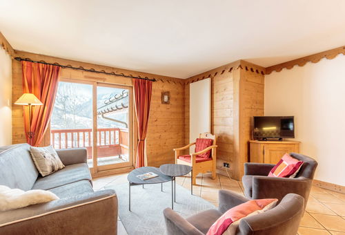SUPERBE ! Résidence de standing avec PISCINE et SPA ! PIED DE PISTES !...
