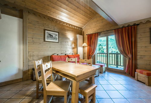 Résidence de standing avec PISCINE et SPA ! PIED DE PISTES ! Charmant 3...