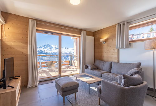 ARCS 1800 - 4* premium Residence : L’ECRIN. Contemporary and wooden...