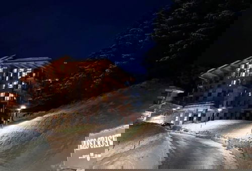 NEW! ARCS 1800 - Luxury 4* residence LES CRISTAUX, last program of Edenarc....