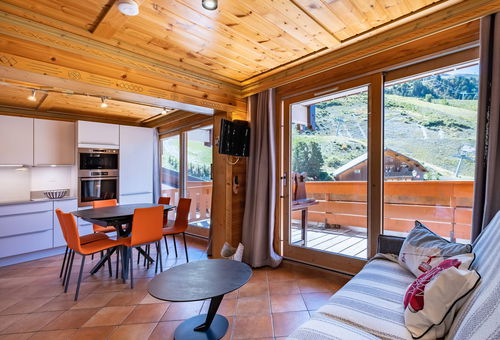 Well-situated apartment of 44 sqm classified LABEL MERIBEL. Well fitted-out...
